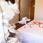 Otel Gce 2*