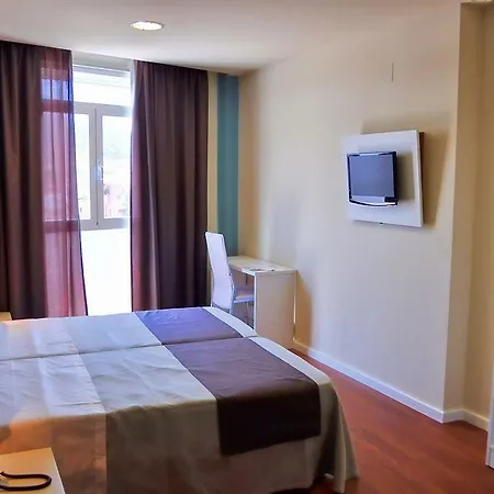 Hotell Gce 2*
