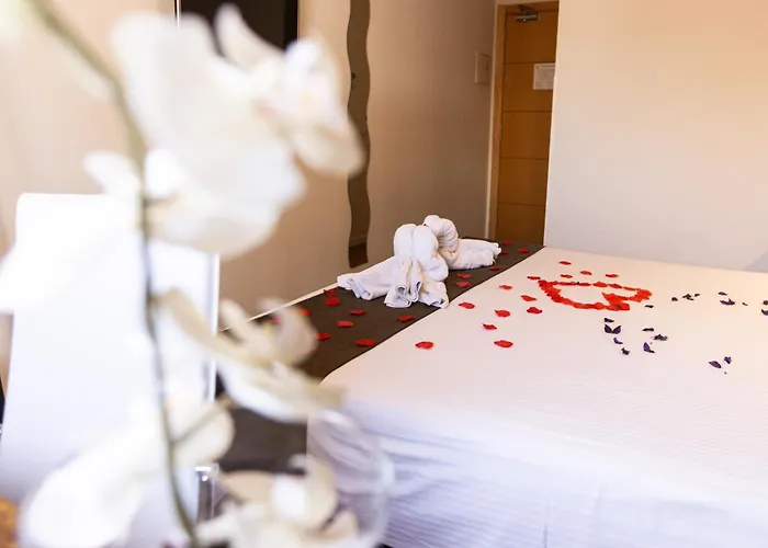 Hotel Gce 2*